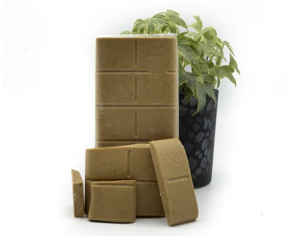 LABEL-VERT-CBD-Products_54-scaled-1.jpg Valrhona Dulcey 100 grammes